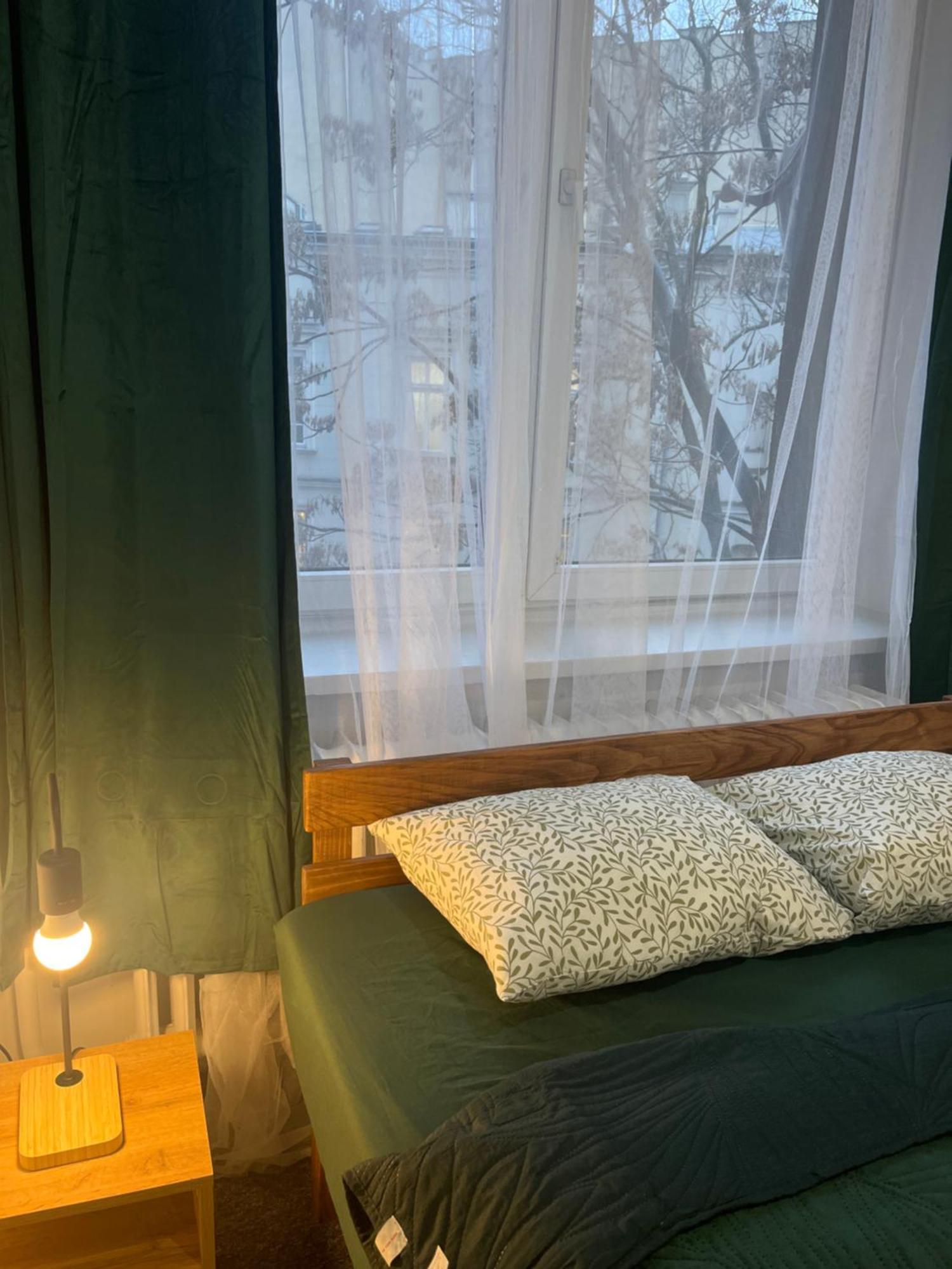 Tom Hostel Cracovie Extérieur photo