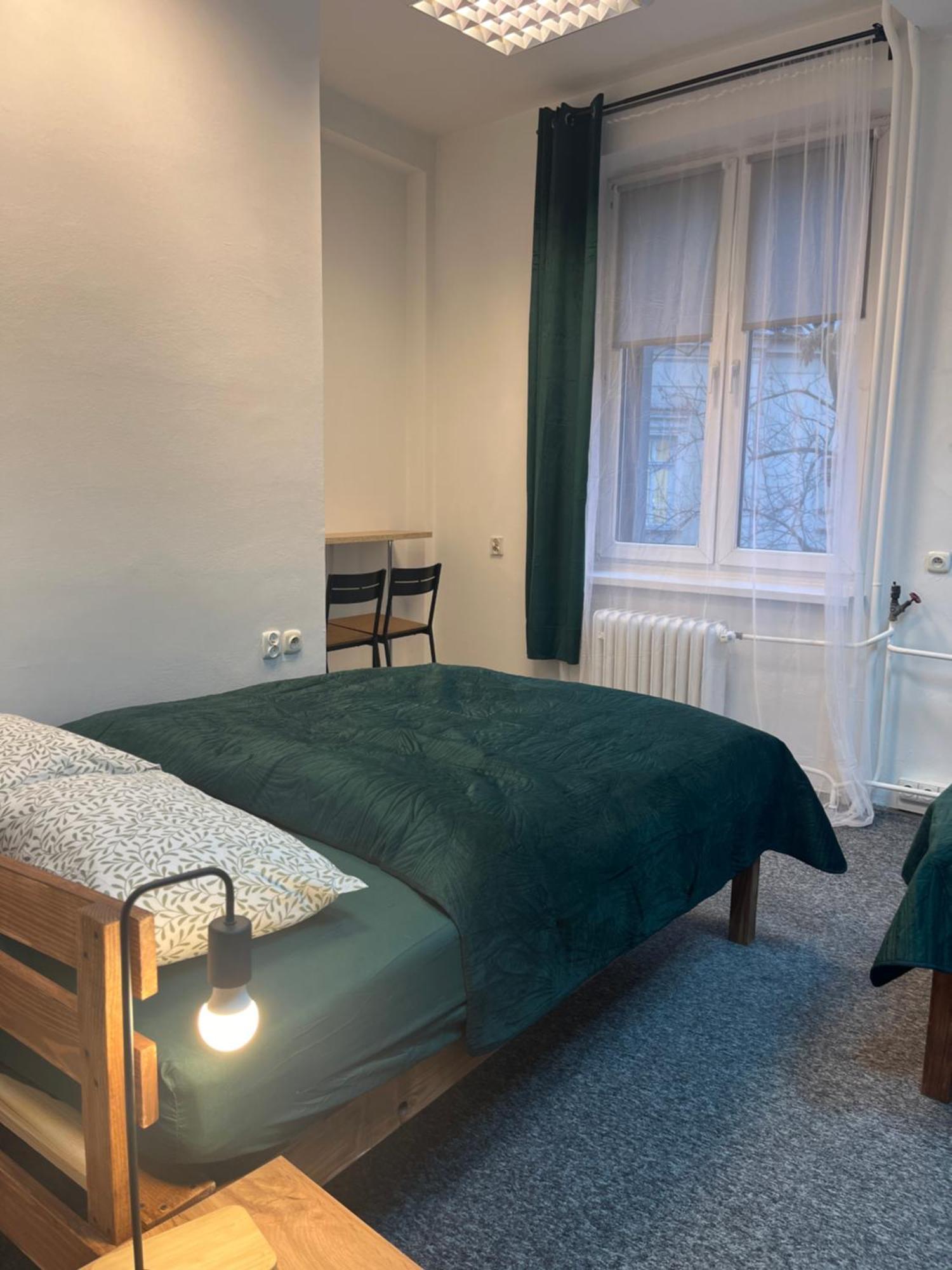 Tom Hostel Cracovie Extérieur photo
