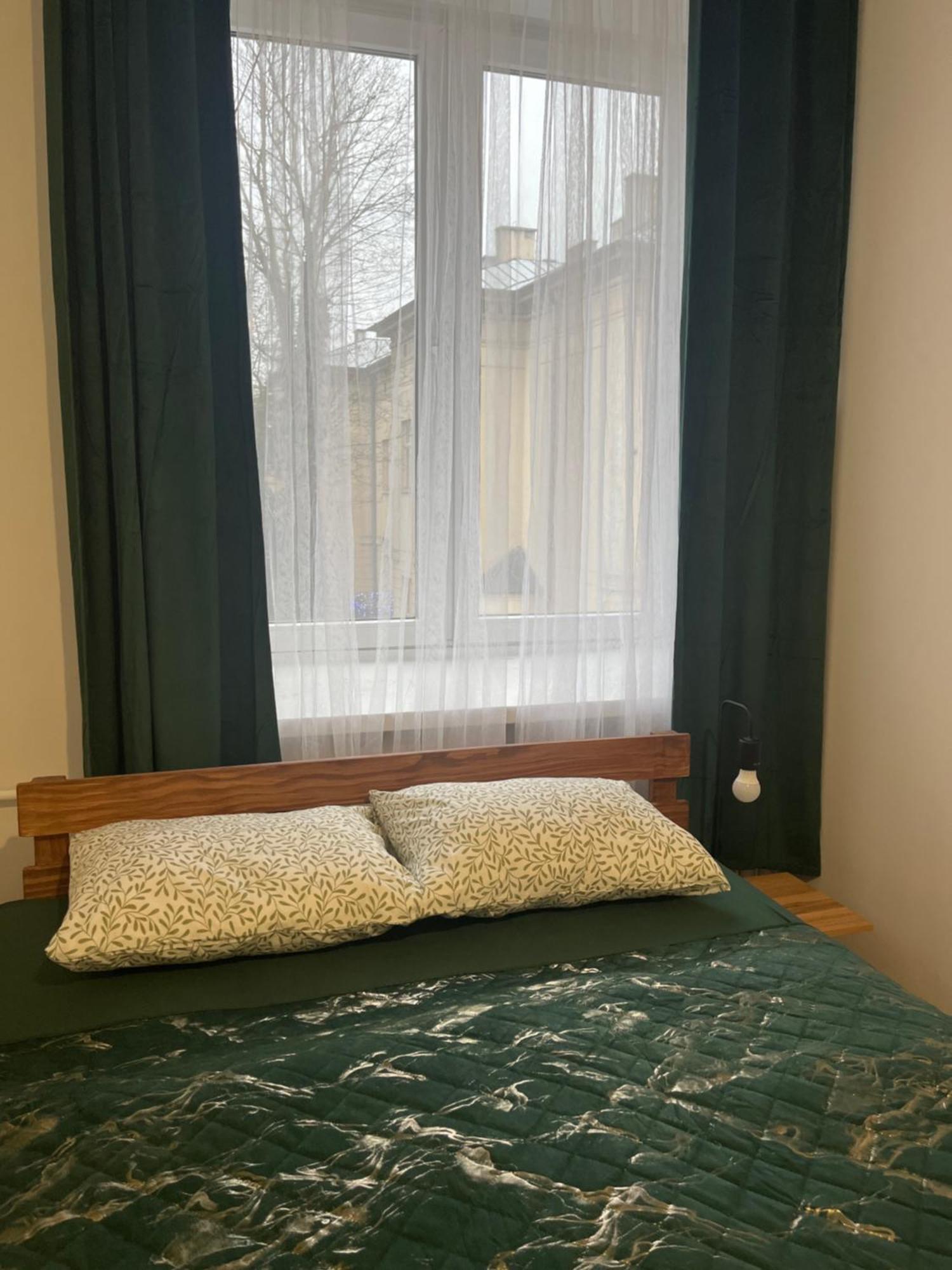 Tom Hostel Cracovie Extérieur photo