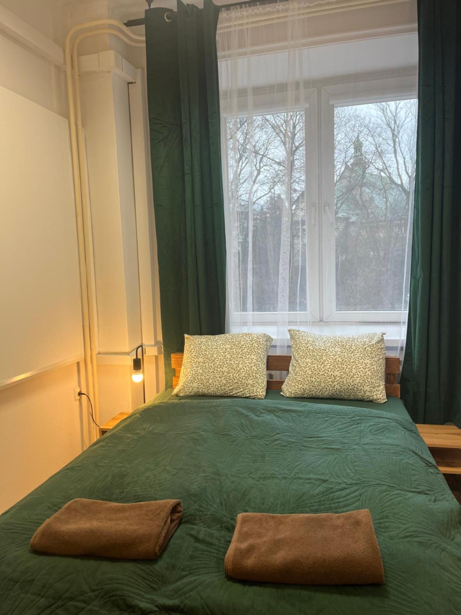 Tom Hostel Cracovie Extérieur photo