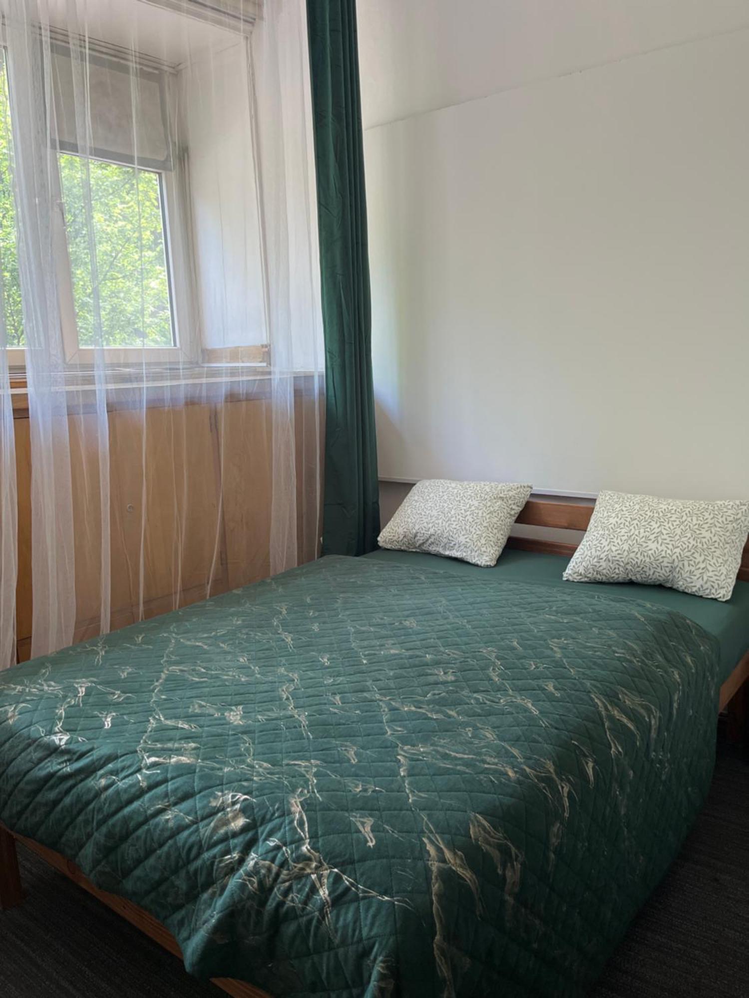 Tom Hostel Cracovie Extérieur photo